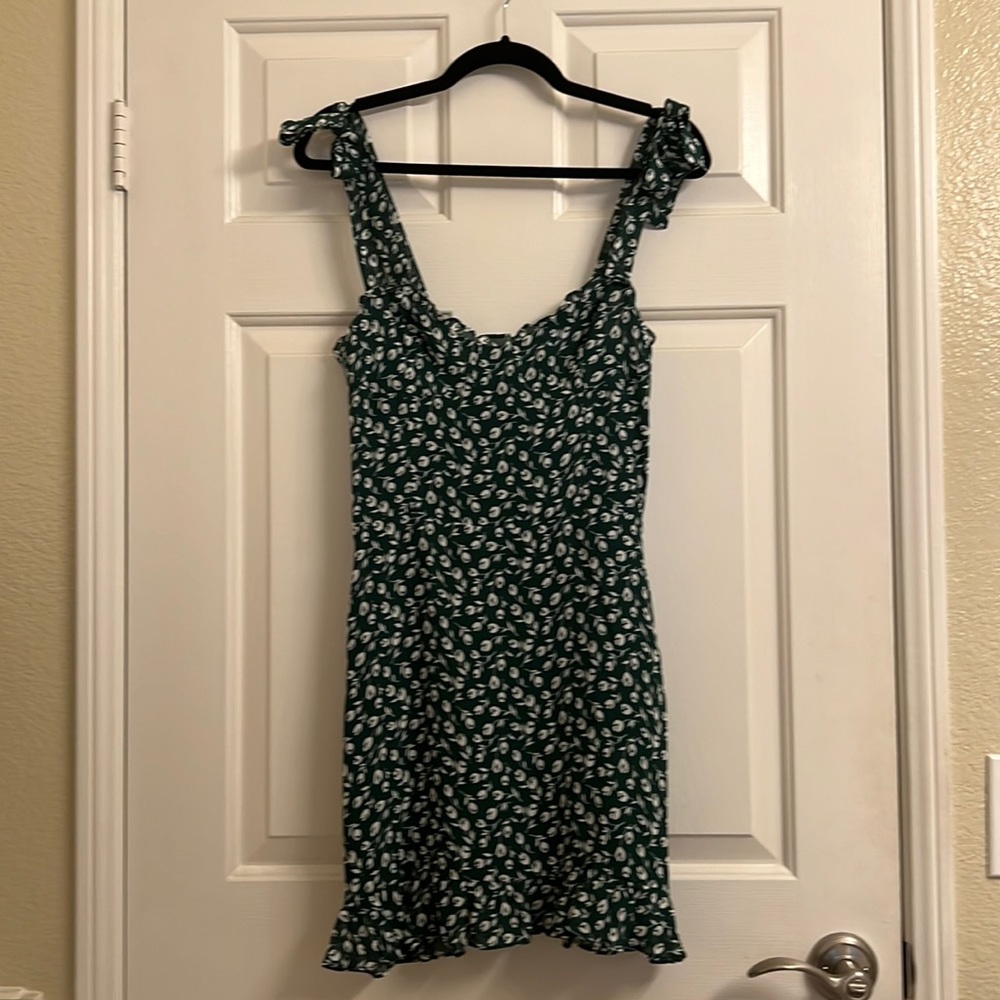 Reformation Christine Dress in “Susanna”